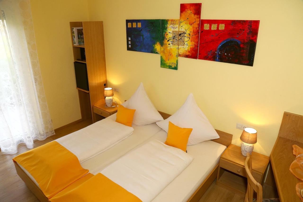 Landhotel Garni Schweizerhaus Schönwalde 外观 照片