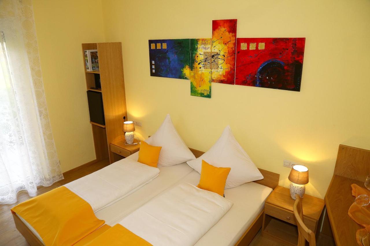 Landhotel Garni Schweizerhaus Schönwalde 外观 照片